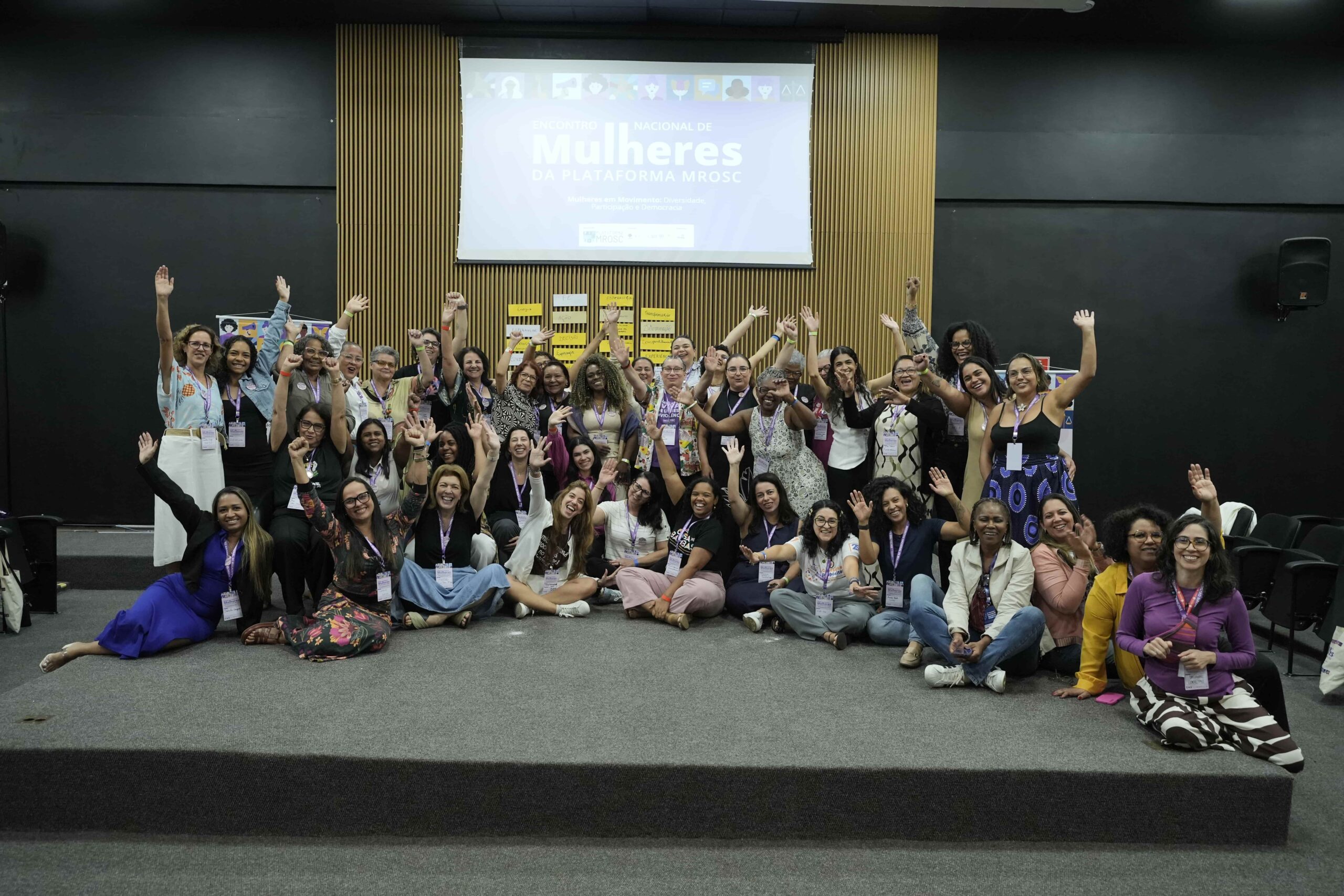 Mulheres em Movimento: Encontro Nacional de Mulheres da Plataforma MROSC debate diversidade, democracia e protagonismo feminino.